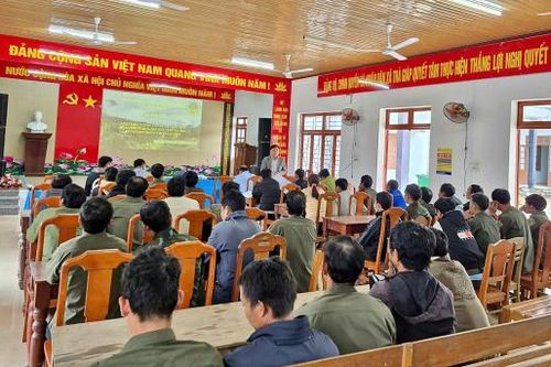 Gắn quản lý bảo vệ rừng với chi trả dịch vụ môi trường rừng cho cộng đồng dân cư thôn