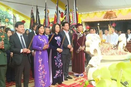 Phúc Thọ dâng hương tưởng niệm ngày giỗ Hai Bà Trưng