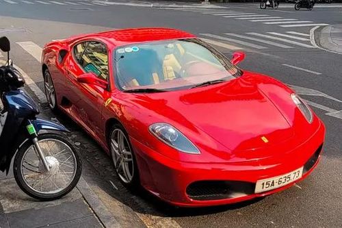 Siêu xe Ferrari F430 hàng hiếm xuất hiện Việt Nam