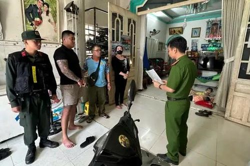 Bắt khẩn đối tượng gây thương tích cho bé 2 tuổi