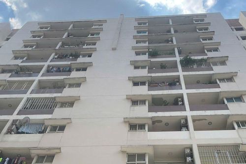 Phát hiện thi thể nam giới phân hủy trên sân thượng chung cư ở TP.HCM: Nạn nhân 28 tuổi