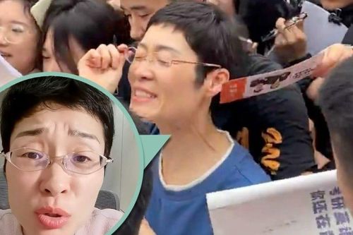 'Cô giáo ác quỷ' Trung Quốc bỗng trở thành ngôi sao mạng xã hội nhờ phong cách 'thương cho roi cho vọt'