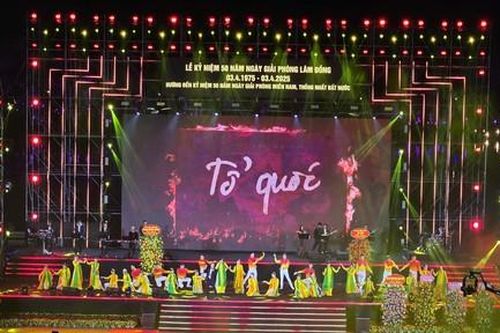 Xúc động, ý nghĩa, ấn tượng Lễ kỷ niệm 50 năm Ngày giải phóng Lâm Đồng