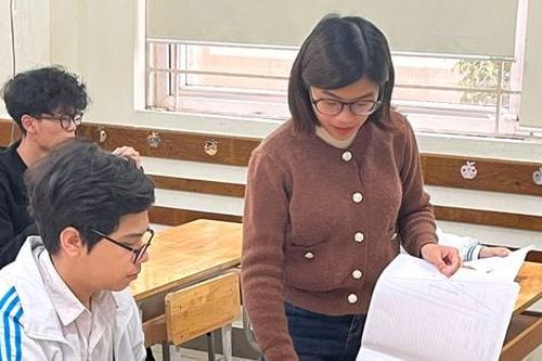 Xử lý nghiêm việc cắt xén chương trình các môn học
