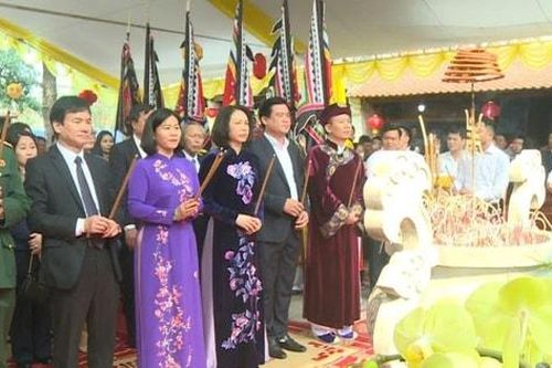 Huyện Phúc Thọ dâng hương tưởng niệm 1982 năm Ngày giỗ Hai Bà Trưng