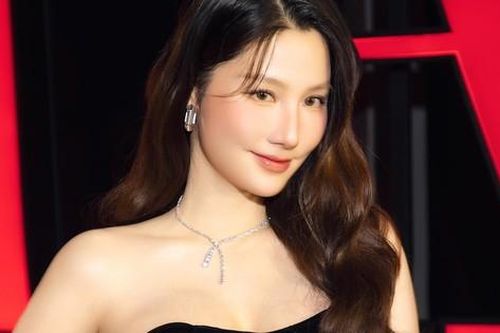 Diễm My 9X gây ngỡ ngàng với nhan sắc 'gái một con'