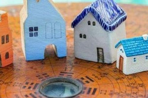 Những tuổi nên và không nên đứng cúng động thổ xây nhà, sửa nhà năm 2025