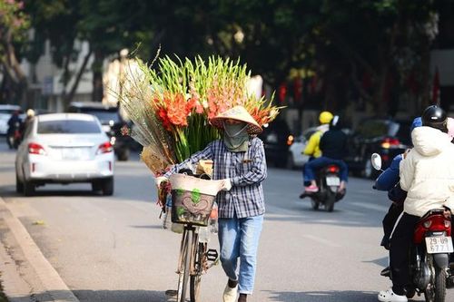 Ngày cuối cùng nắng ấm trước khi không khí lạnh gây mưa kéo dài ở miền Bắc