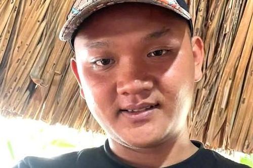 Bắt kẻ giả danh công an, dàn cảnh 'tống tiền' giữa ban ngày