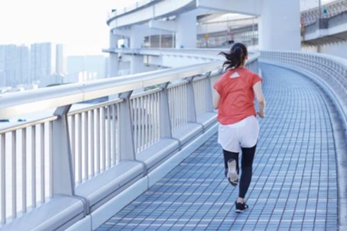 Công thức đi bộ 5-4-5 là gì, tại sao lại giúp chúng ta sống lâu hơn?