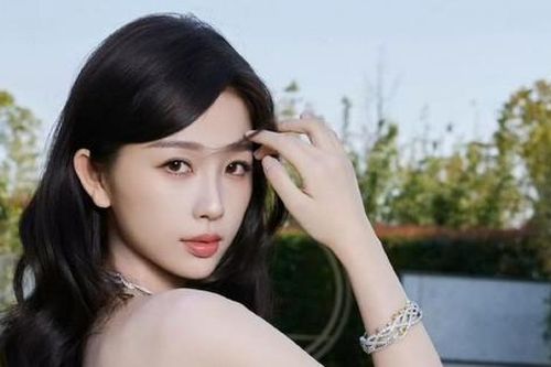 Top 4 ngôi sao 'khó ưa nhất C-Biz': Vì sao Ngu Thư Hân lại đứng đầu bảng?