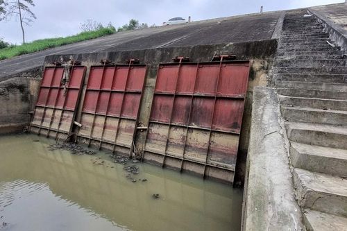 Bất cập tại dự án chống úng
