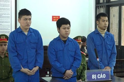 Xét xử nhóm gieo rắc 'cái chết trắng'