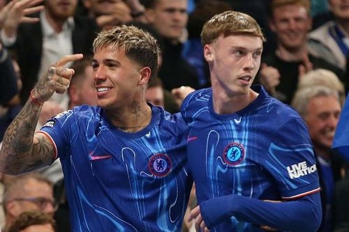 Cole Palmer vượt Bruno Fernandes trong ngày giải cơn khát kiến tạo
