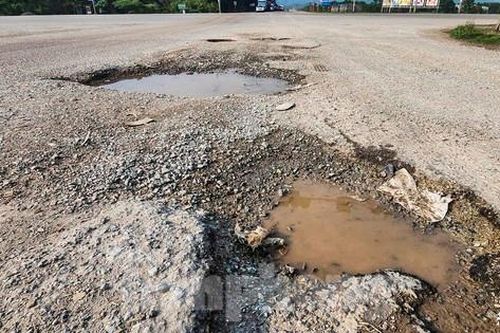 Hiện trạng Quốc lộ 1A xuống cấp được Hà Tĩnh đề xuất nâng cấp hơn 1.500 tỷ đồng