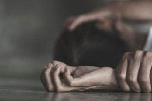 Gã xe ôm 'chìa' bệnh án tâm thần hòng thoát tội hiếp dâm bé gái khuyết tật trí tuệ