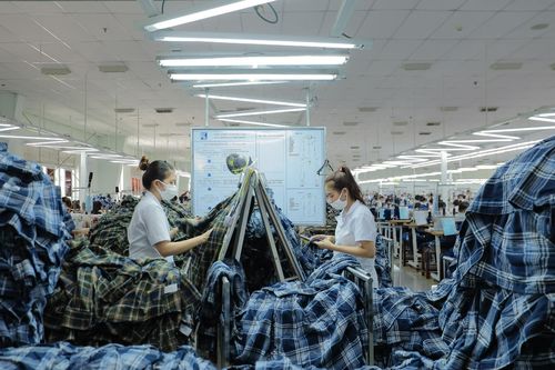 Chiến lược thuế quan 2 tầng của Mỹ: Lời cảnh tỉnh toàn cầu và tác động đến doanh nghiệp Việt Nam