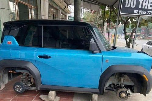 'Bi hài' thủ đoạn kê gạch rồi tháo trộm 4 bánh ô tô đỗ ngay cửa nhà dân