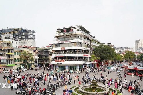Hà Nội: Rào chắn xung quanh khu vực Quảng trường Đông Kinh-Nghĩa Thục