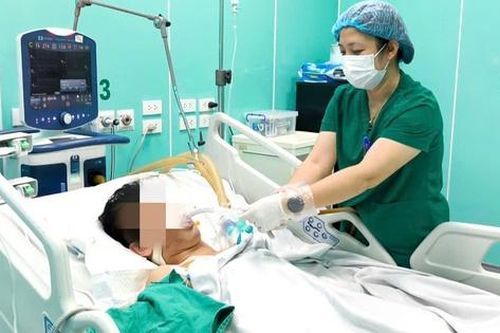 Nam thanh niên nguy kịch vì vi khuẩn não mô cầu