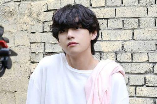 V (BTS) bị lợi dụng?
