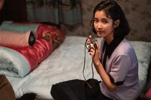 Lịch trình gây sốc của IU sau phim 'Khi cuộc đời cho bạn quả quýt'