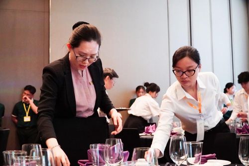 Đào tạo nguồn nhân lực chất lượng cao phục vụ phát triển du lịch Khánh Hòa