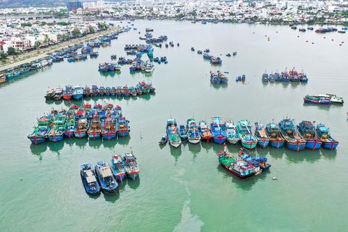 Đội 'hùng binh' bám biển