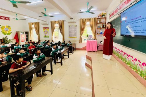 Không tổ chức dạy trước chương trình ở tất cả các khối lớp