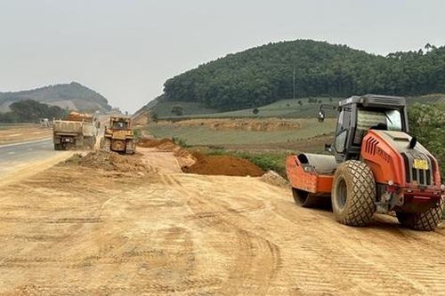Dự án tuyến đường Đông – Tây tỉnh Ninh Bình hơn 1.900 tỷ giờ thế nào?