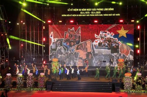 Phát huy truyền thống cách mạng, đưa Lâm Đồng phát triển vững mạnh