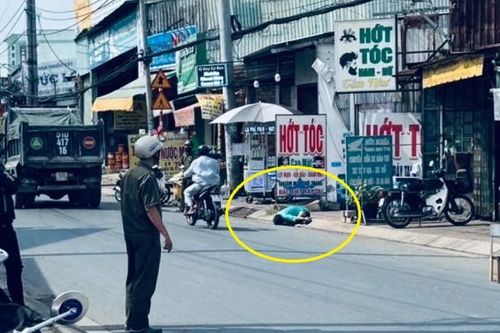 Người đàn ông tử vong bất thường trên đường