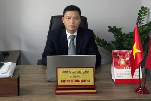 Vụ xô xát tại bến xe Đồng Nai: Bảo vệ có quyền sử dụng 'vật giống súng' hay không, chế tài xử lý với các bên thế nào?