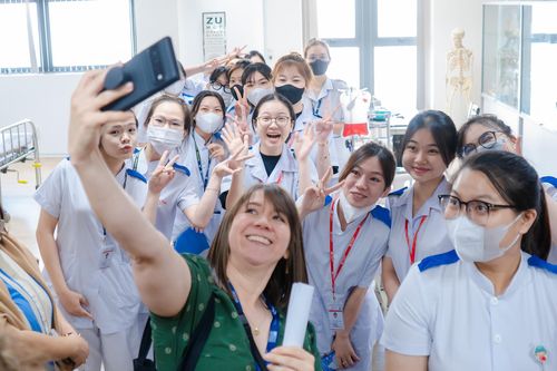 Một đại học ở TP.HCM 'bắt tay' với 20 trường danh tiếng của Mỹ đào tạo sinh viên