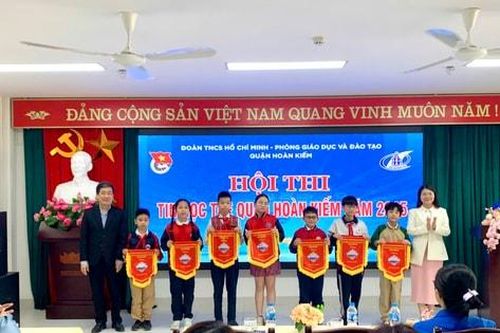 110 thí sinh tranh tài tại Hội thi tin học trẻ quận Hoàn Kiếm