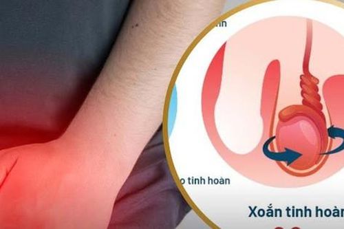 Bé trai suýt mất tinh hoàn vì cơn đau dữ dội sau trận bóng đá