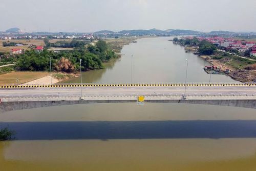 UBND tỉnh Bắc Giang là cơ quan chủ quản thực hiện Dự án xây dựng cầu Vân Hà