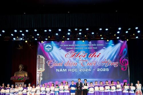 Giai điệu tuổi hồng lan tỏa tình yêu âm nhạc, thắp sáng ước mơ tuổi học trò