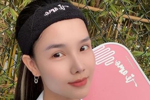 Showbiz 5/4: Tình trạng Kỳ Hân sau ca phẫu thuật gãy xương đùi