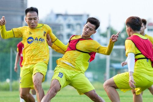 Huấn luyện viên trưởng Sông Lam Nghệ An chia sẻ trước trận đấu trên sân Thống Nhất