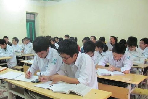 Học 2 buổi một ngày với bậc THCS, THPT: Rằng hay thì thật là hay...