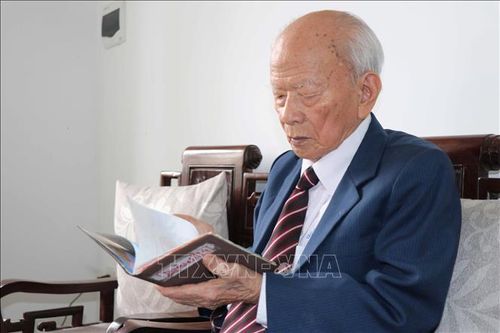 Vị tướng già hồi tưởng những kỷ niệm gắn bó với Đại tướng Khamtay Siphandone