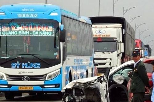 Ngày 5/4, toàn quốc xảy ra 52 vụ tai nạn giao thông, làm chết 32 người