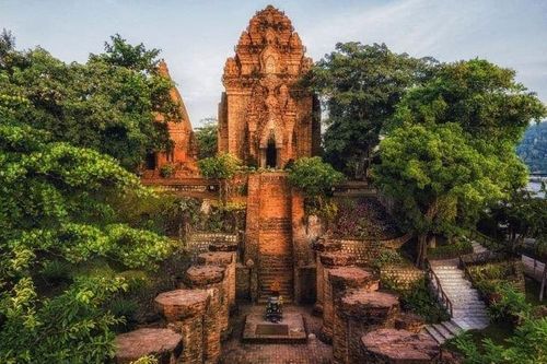 10 điểm đến hấp dẫn nhất khi du lịch Khánh Hòa