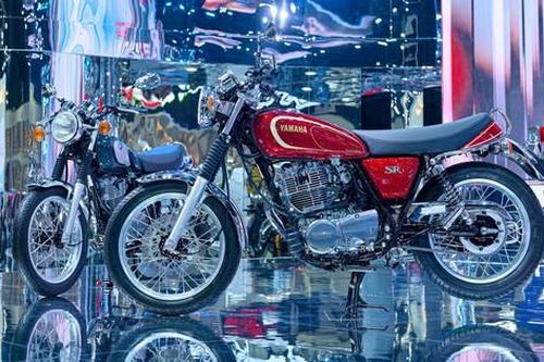 Yamaha SR400 Final Edition 2025 có giá từ 224 triệu đồng