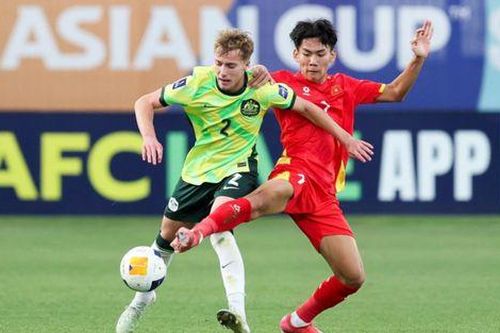 Tin sáng 5/4: CĐV Thái Lan giận khi Việt Nam hòa Úc