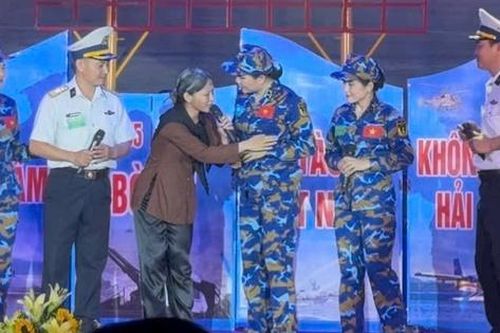 Quân chủng Hải quân đạt giải Xuất sắc Hội thi 'Dân vận khéo' toàn quân khu vực phía Nam