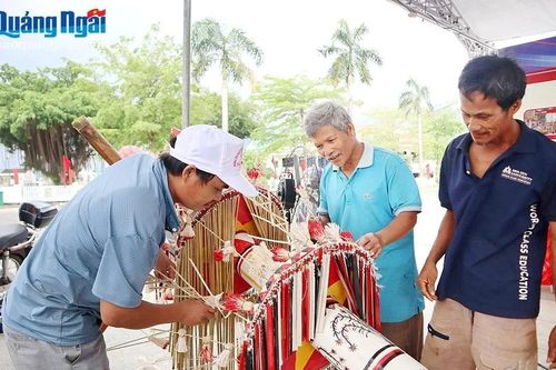 Lớn lên cùng tình yêu văn hóa dân tộc