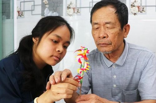 'Giữ lửa' tò he trên quê hương mới