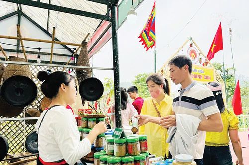 Phát triển du lịch gắn với văn hóa ẩm thực